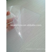 Hoja rígida del PVC del plástico transparente de Suzhou Ocan con la película protectora PE pelable para la caja plegable